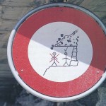 Sign warning of rock fall on the Europaweg near Ottovan