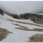 Hikers on the way up to the Forcela de la Marmolada